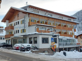 Hotel Cristallo